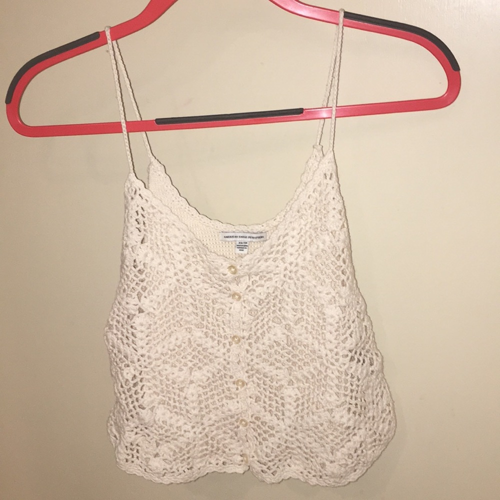 American eagle lace crop top